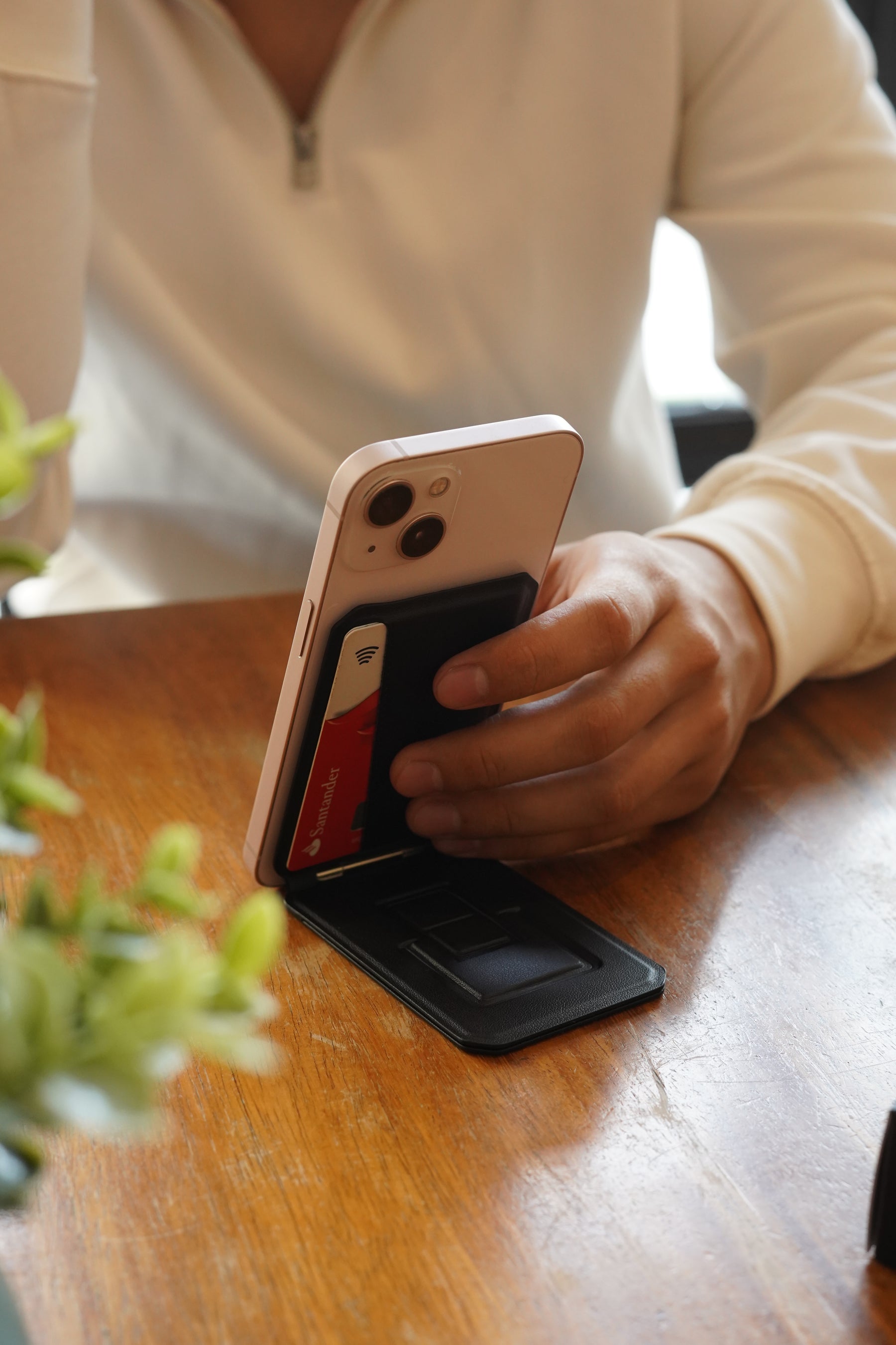 Tripod Stand and Mag-Safe Wallet